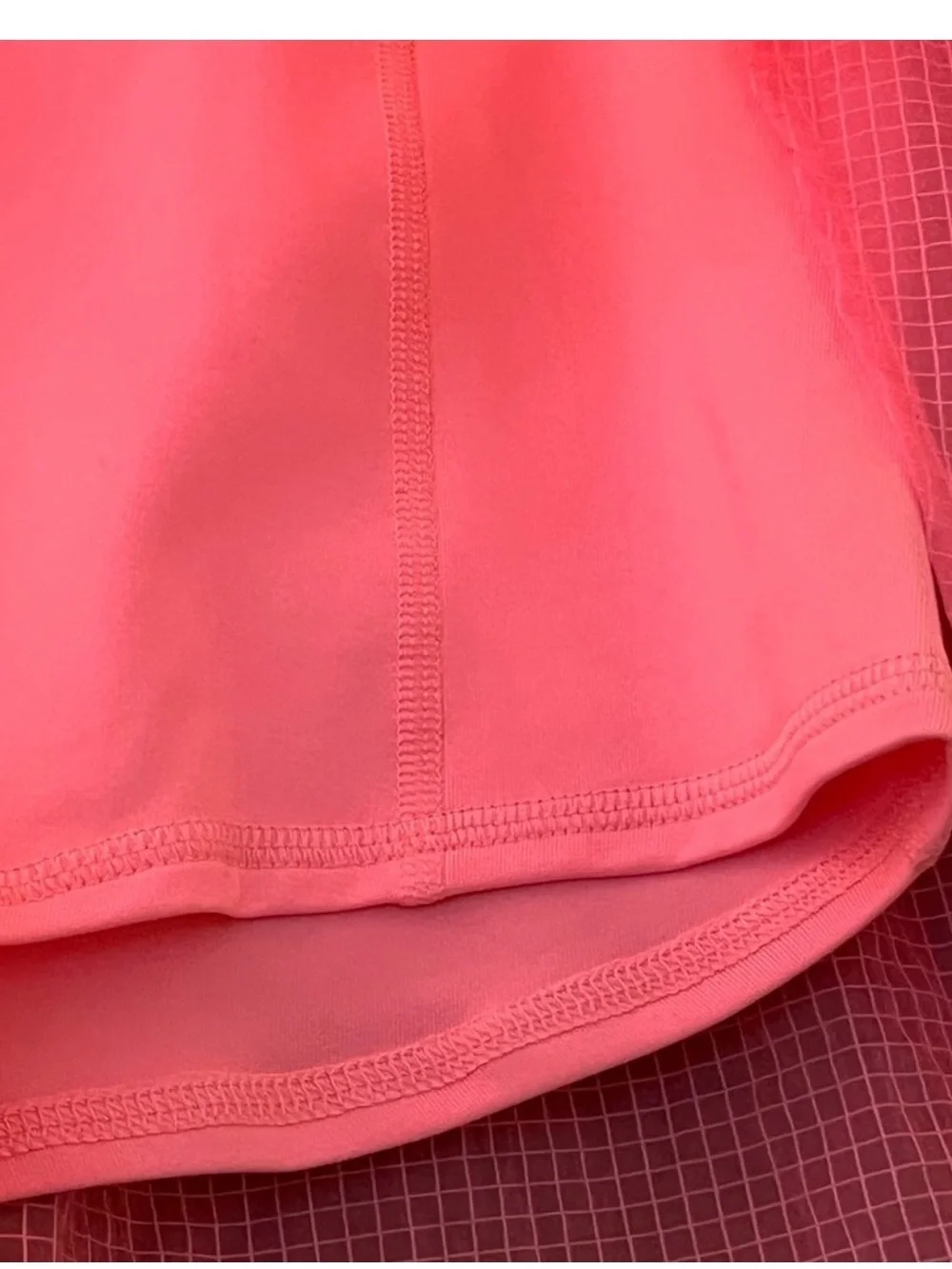 85. ALO Game Time short in Neon bubblegum